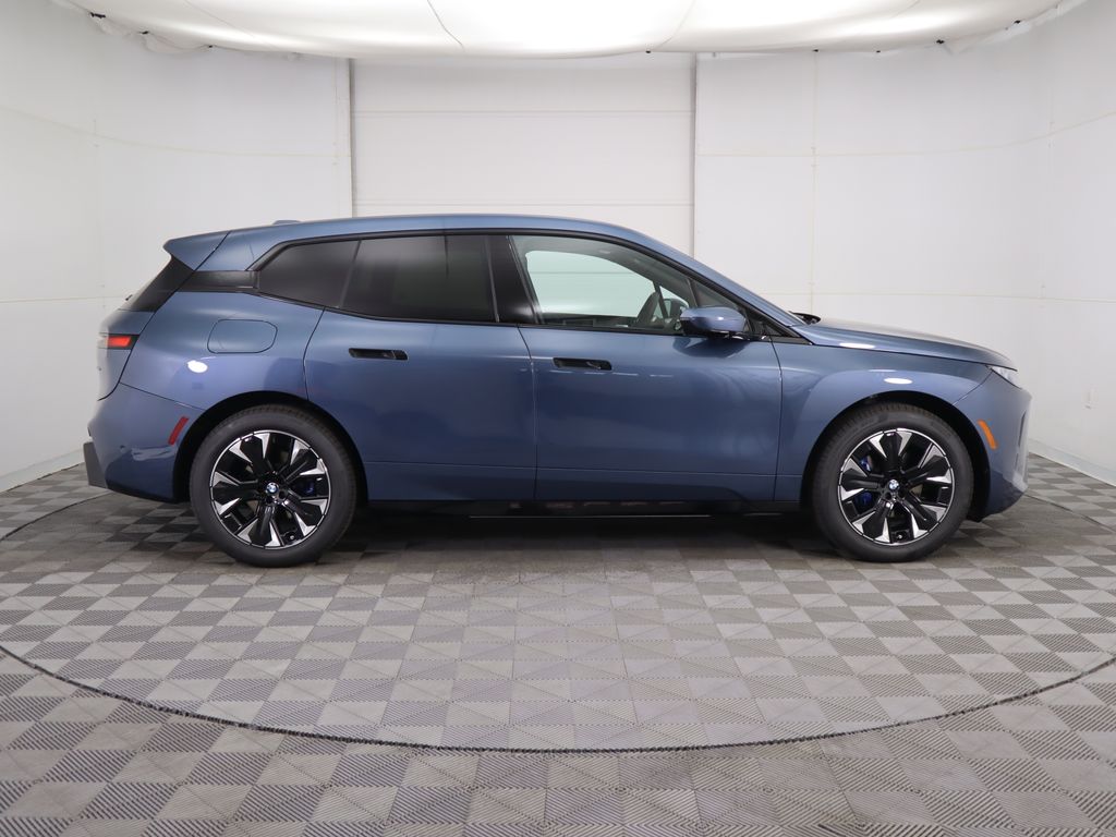 Thumbnail: 2026 BMW iX - 4