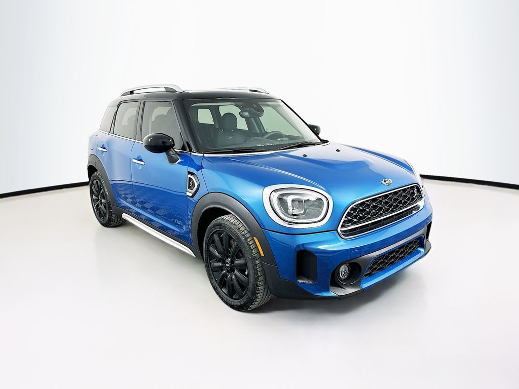 2024 MINI Cooper Countryman Iconic 3