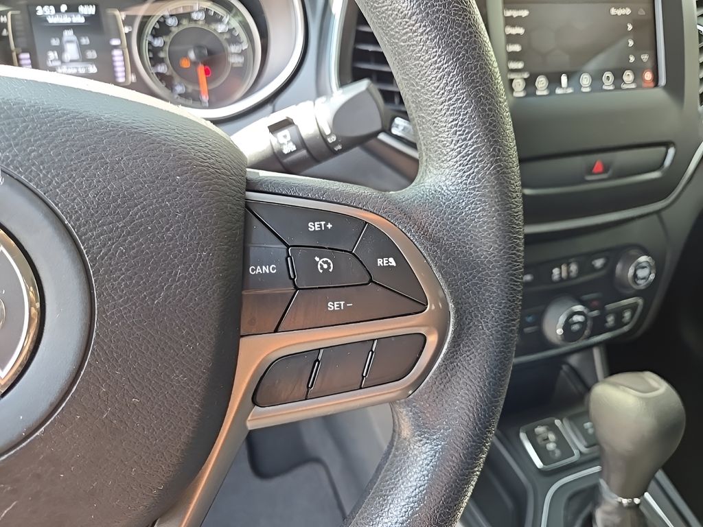 Used Car 2019 Jeep Cherokee  Latitude For Sale Under $20,000 In Austin, Texas