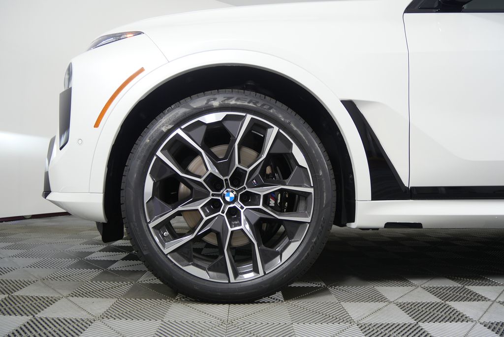 Thumbnail: 2026 BMW X7 - 7