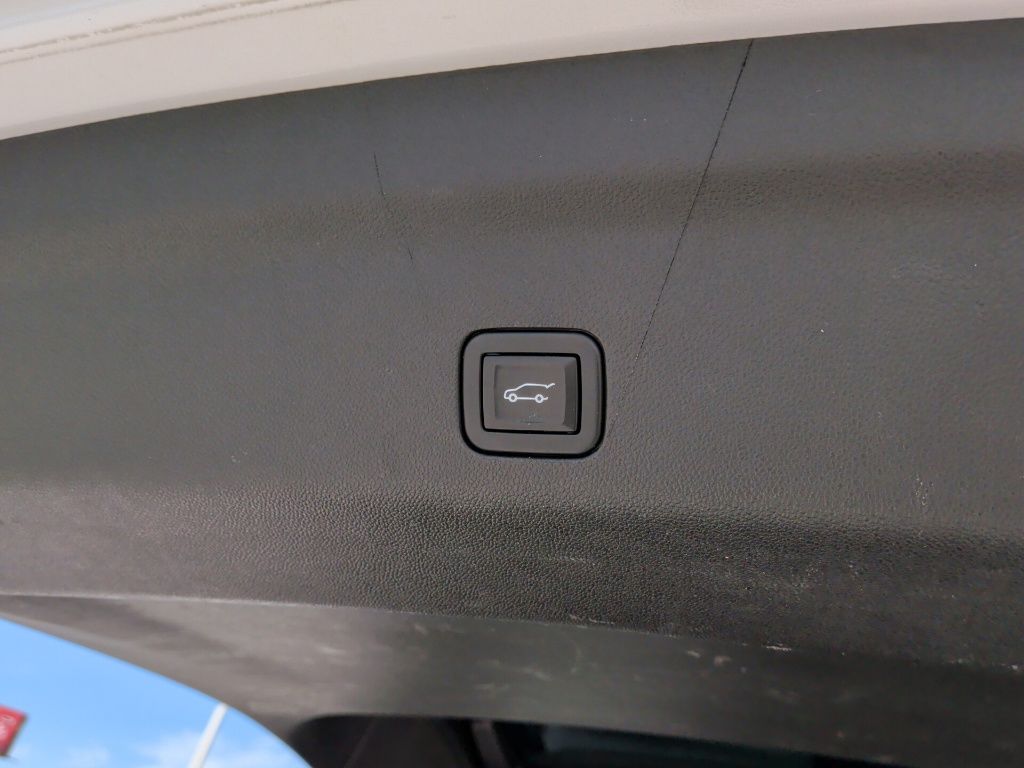 2022 GMC Yukon XL Denali White at Classic Chevrolet Galveston