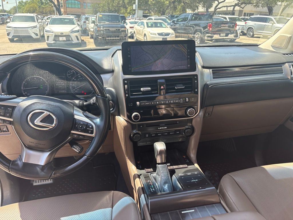 Thumbnail: 2023 Lexus GX - 18