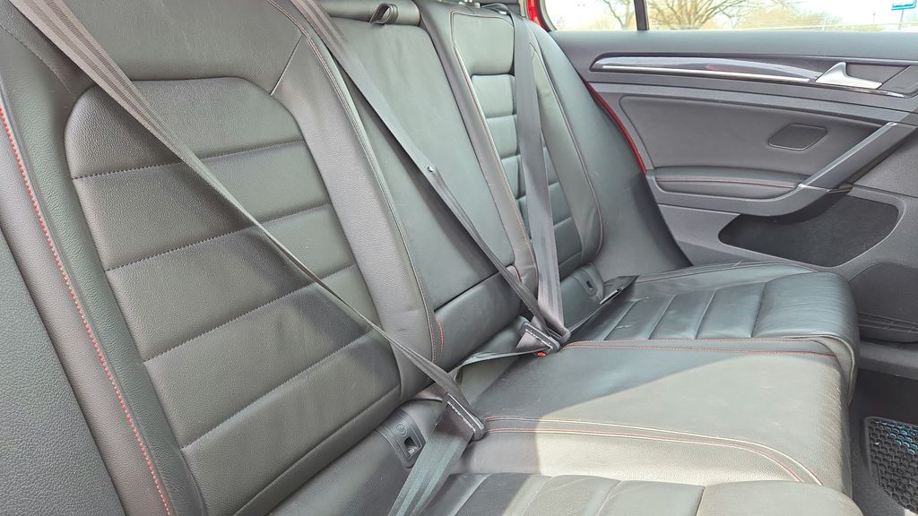 2016 Volkswagen Golf GTI