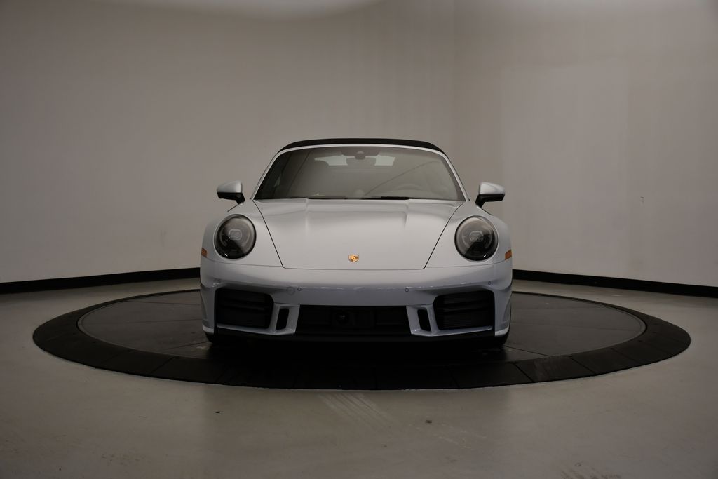 Thumbnail: 2026 Porsche 911 - 10