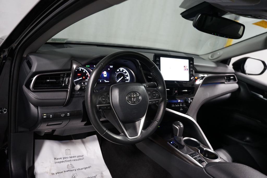 Thumbnail: 2024 Toyota Camry - 11