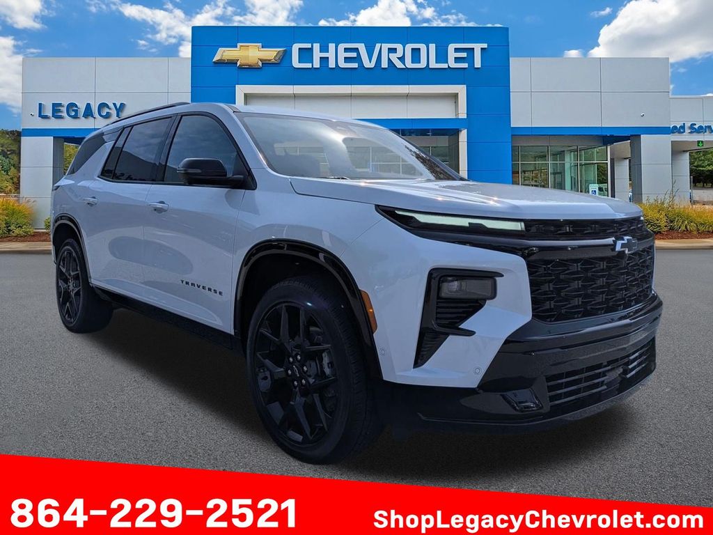 Polar White Tricoat 2026 Chevrolet Traverse SUV / Crossover Front-Wheel Drive 8-Speed Automatic