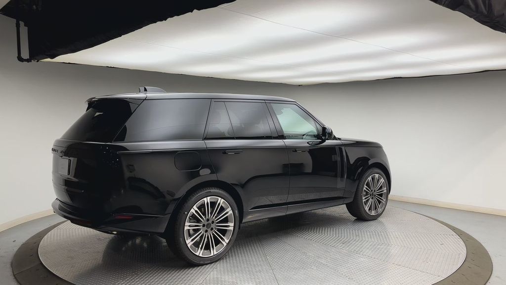 Thumbnail: 2026 Land Rover Range Rover - 2