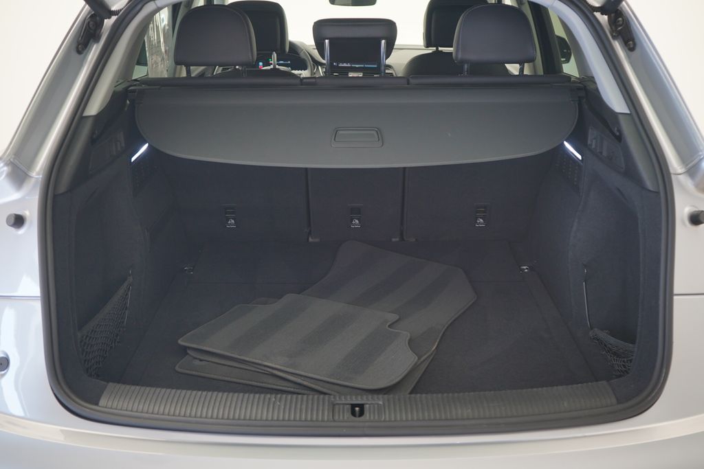 Thumbnail: 2023 Audi Q5 - 11