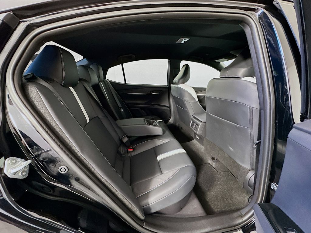 Thumbnail: 2025 Toyota Camry - 26