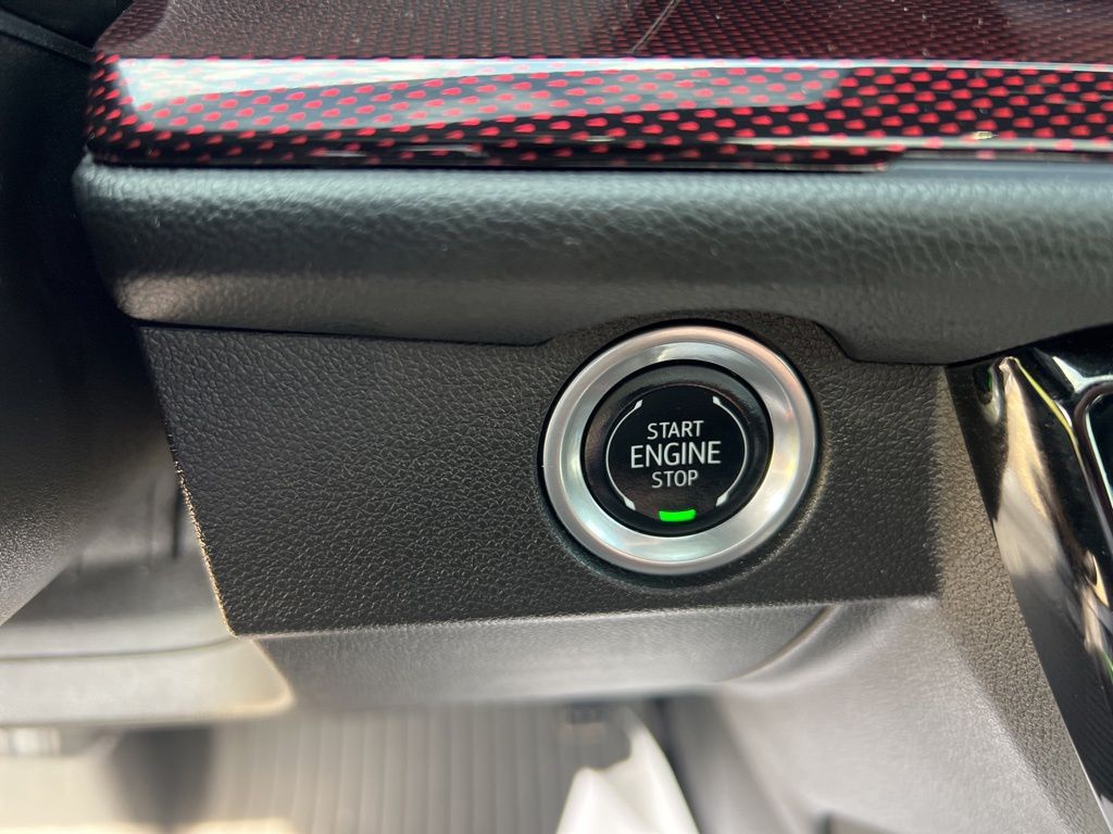 Used 2024 Chevrolet Traverse SUV