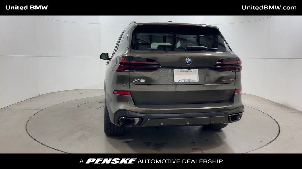 Thumbnail: 2026 BMW X5 - 7