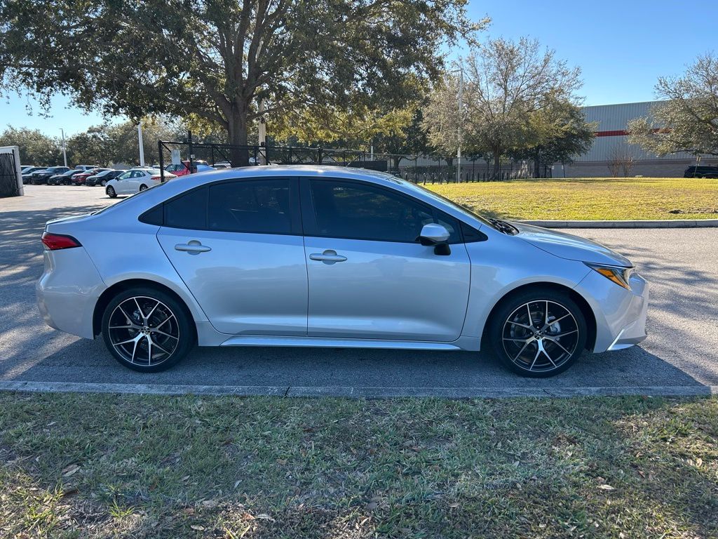 Thumbnail: 2022 Toyota Corolla - 6