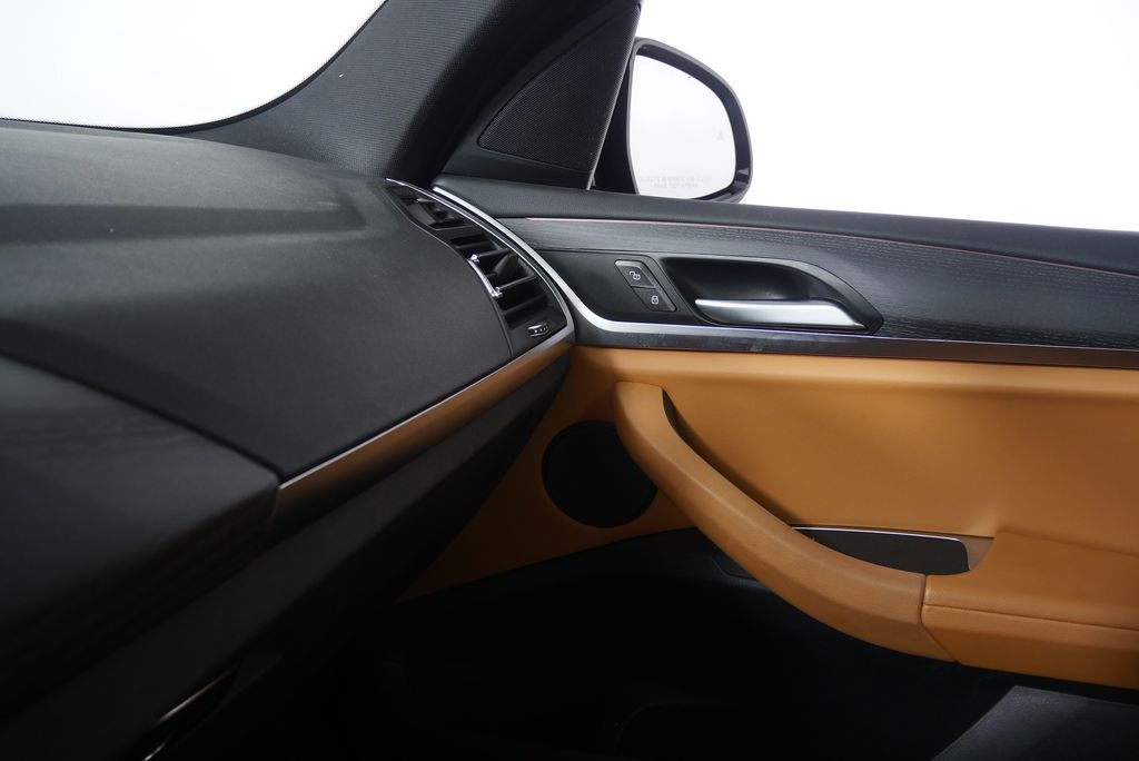 Thumbnail: 2022 BMW X3 - 26
