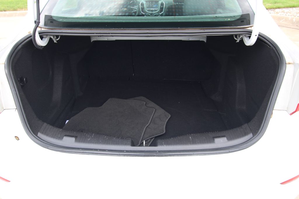 Used 2017 Chevrolet Cruze Sedan