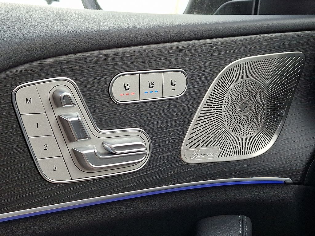 Thumbnail: 2026 Mercedes-Benz GLE - 18