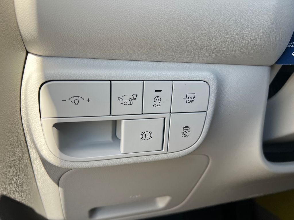 New 2026 Silver Hyundai SEL image 33