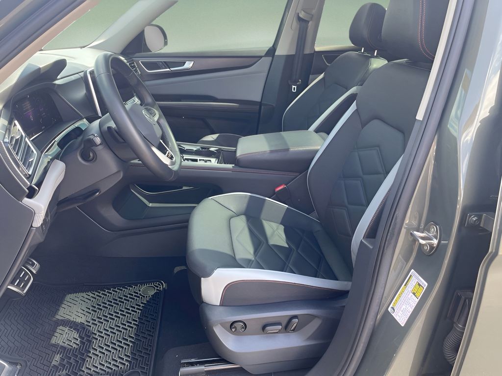 Used 2024 Volkswagen Atlas SUV