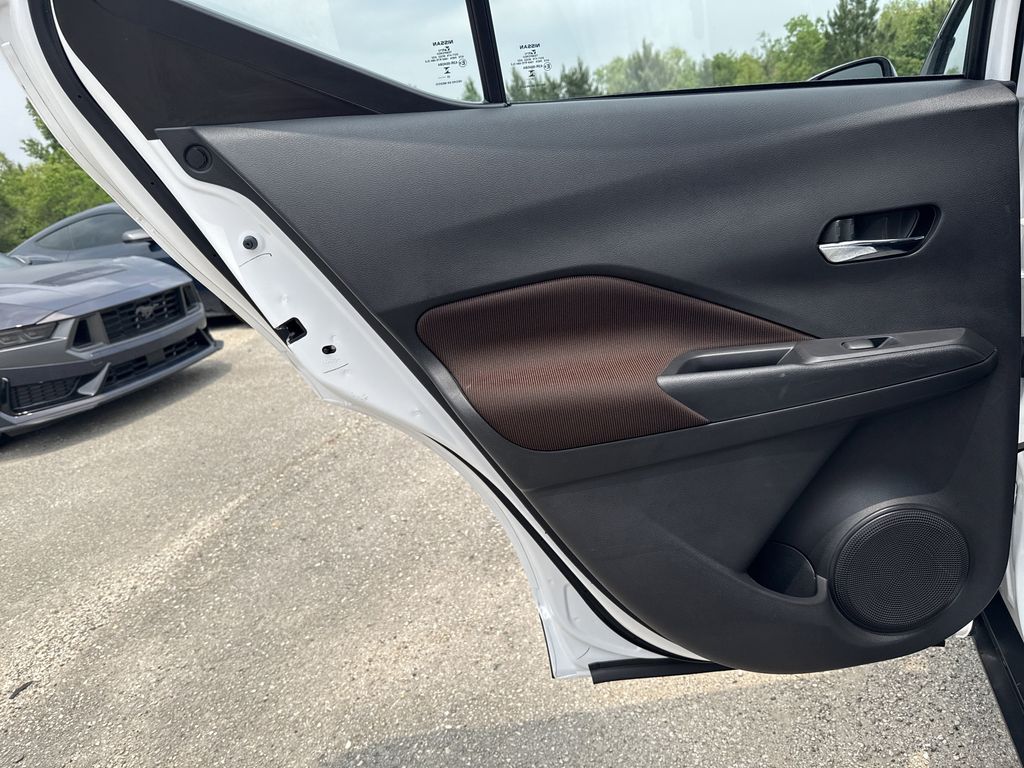 2023 Nissan Kicks SR White at South Houston Nissan