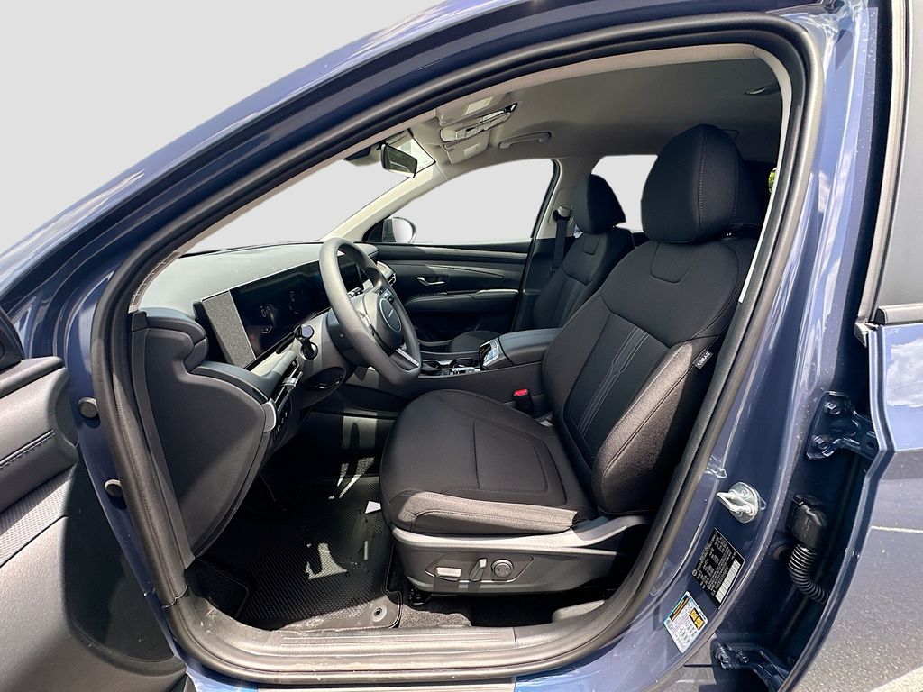 Thumbnail: 2025 Hyundai Tucson - 15