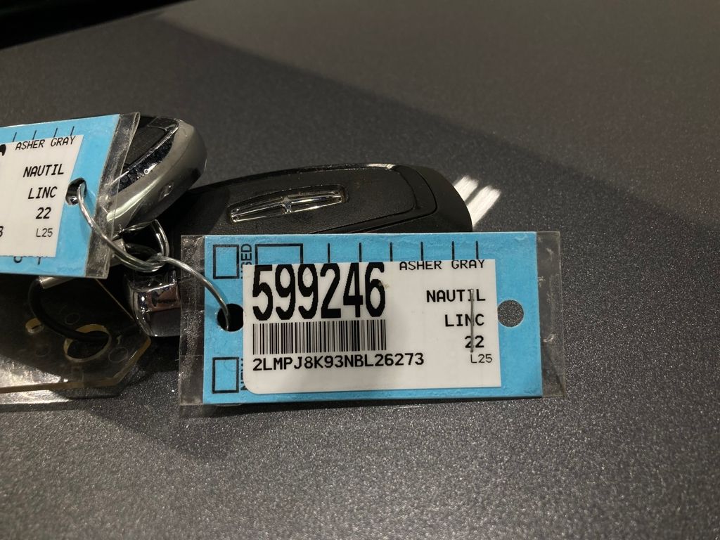 2022 Lincoln Nautilus Reserve