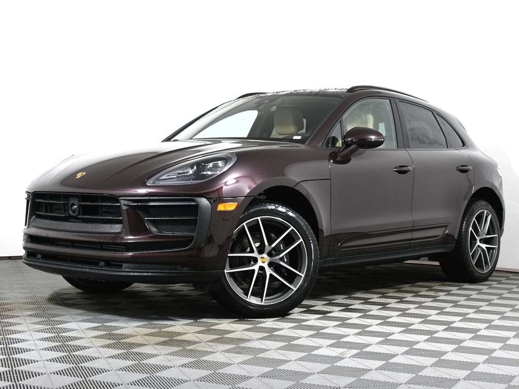 2024 Porsche Macan  -
                Warwick, RI