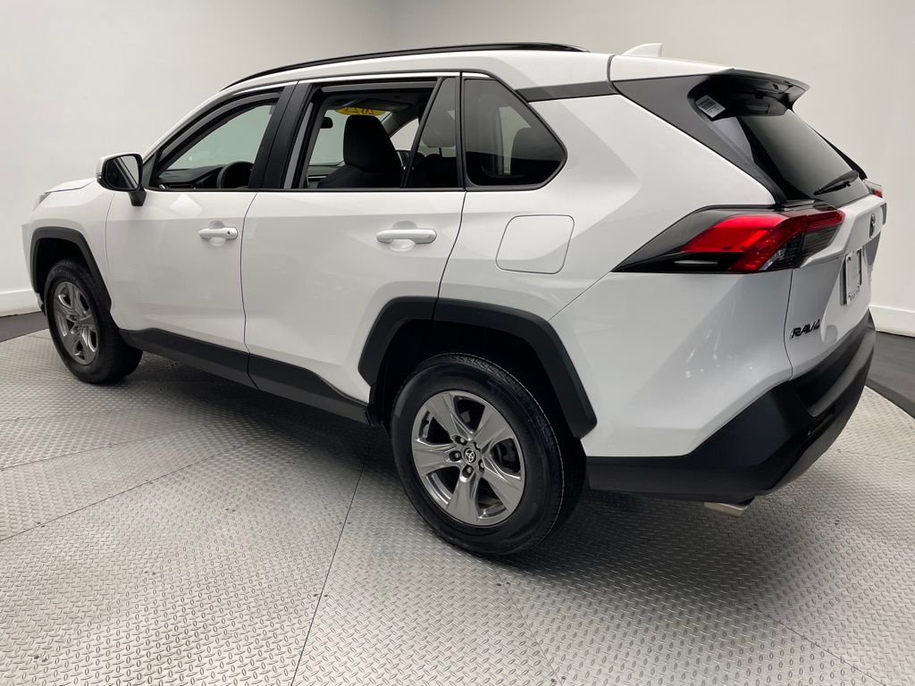 2023 Toyota RAV4 XLE 7