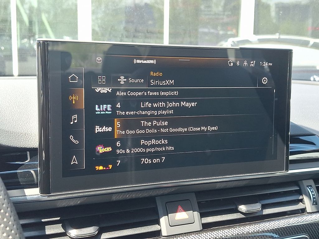 Thumbnail: 2023 Audi S4 - 19