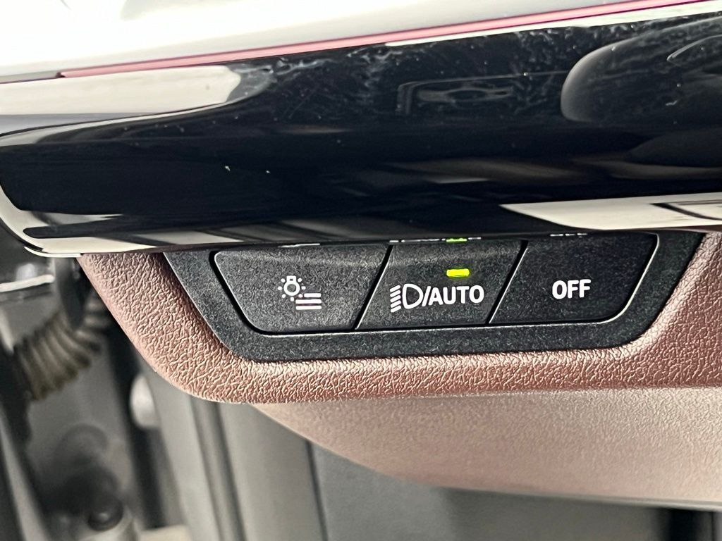 Thumbnail: 2025 BMW X1 - 19