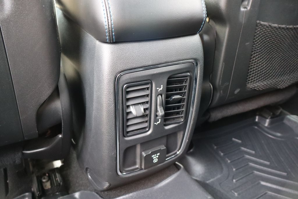 2019 Jeep Grand Cherokee Upland Edition photo