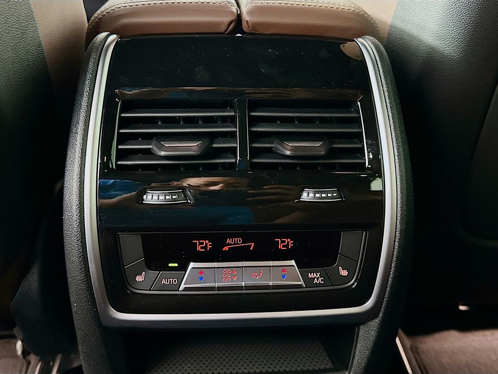 Thumbnail: 2026 BMW X5 - 18