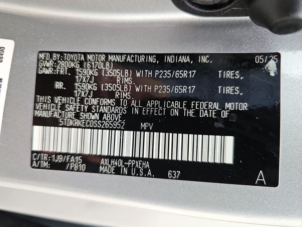 Used 2025 Toyota Sienna Van