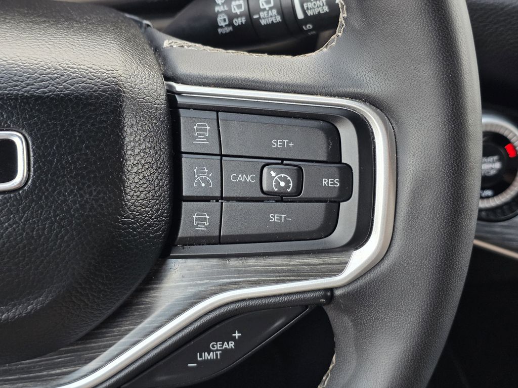2024 Jeep Wagoneer Series II White at River Oaks CDJR