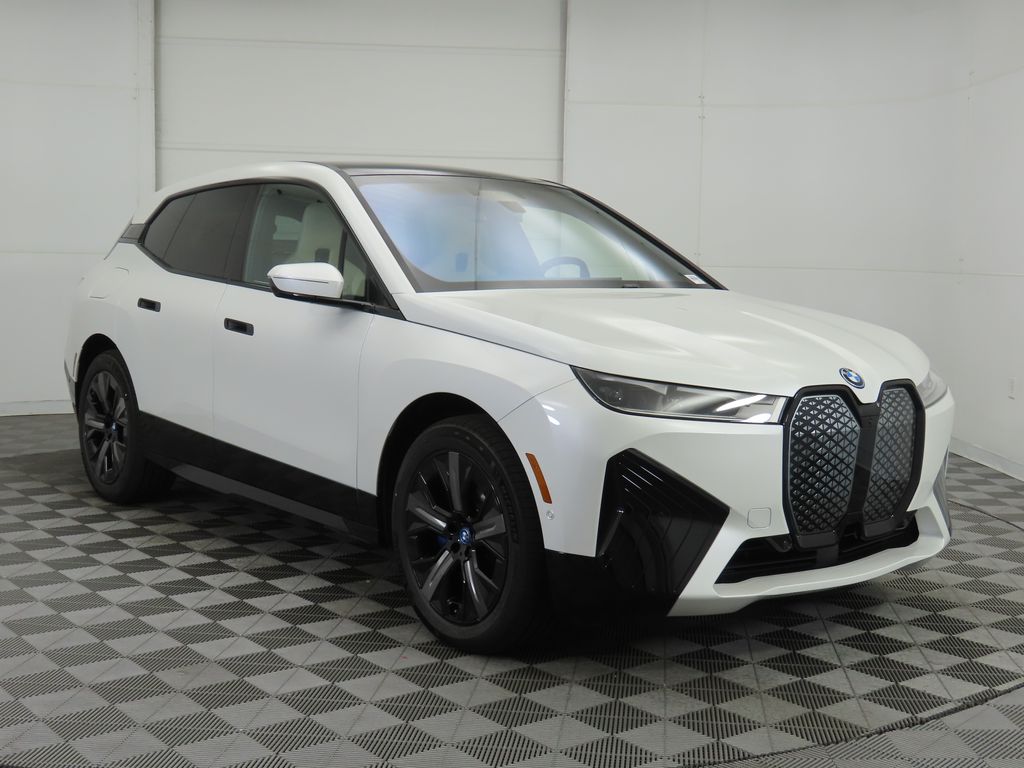 2025 BMW iX xDrive50 3