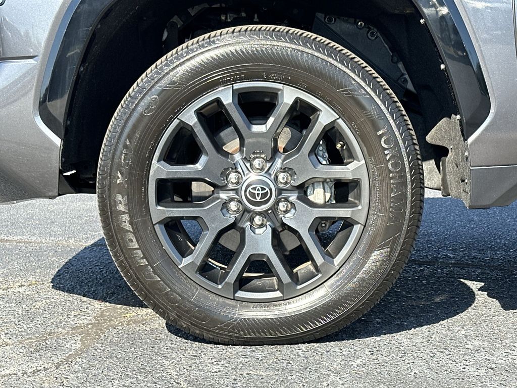 2023 Toyota Tundra Platinum - 9