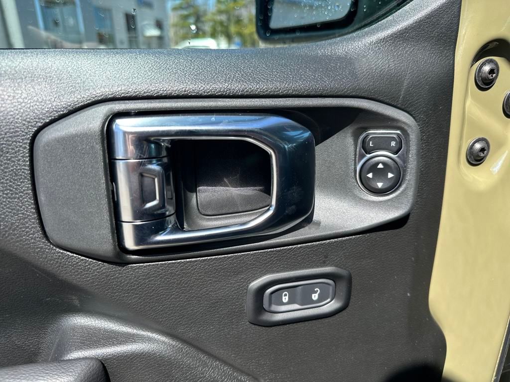 New 2025 Jeep Wrangler SUV