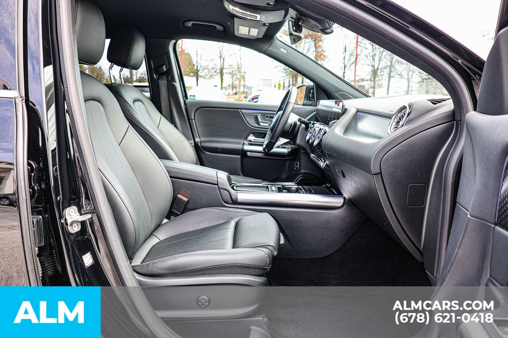 Used 2025 Black Mercedes-Benz GLA 250 image 22
