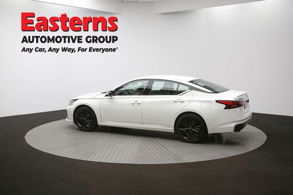 Used 2023 White Nissan 2.5 SR image 60