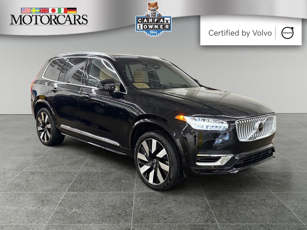 Onyx Black Metallic 2023 Volvo XC90 Recharge T8 Ultimate Bright Theme 7-Passenger eAWD SUV / Crossover All-Wheel Drive Automatic
