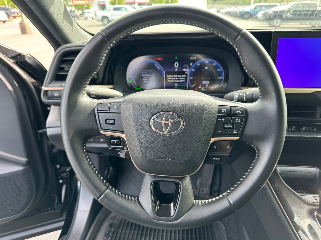 2024 Toyota Crown XLE