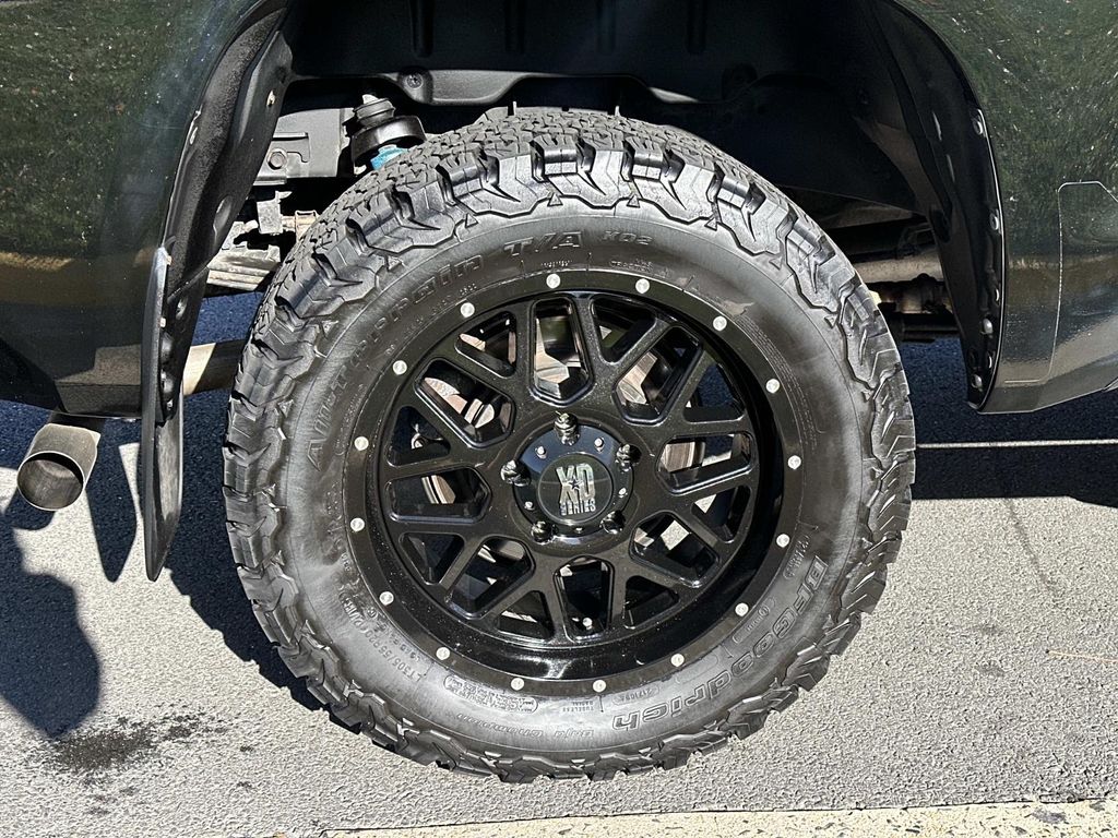 Thumbnail: 2019 Toyota Tundra - 16