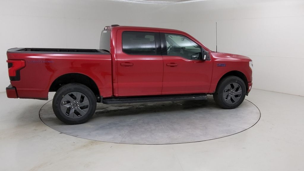 2025 Ford F-150 Lightning Flash - Photo 63