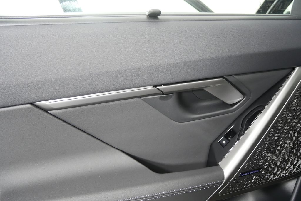 Thumbnail: 2027 BMW 5 Series - 13