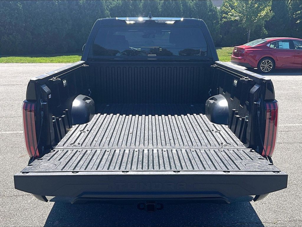 2025 Toyota Tundra — photo 32