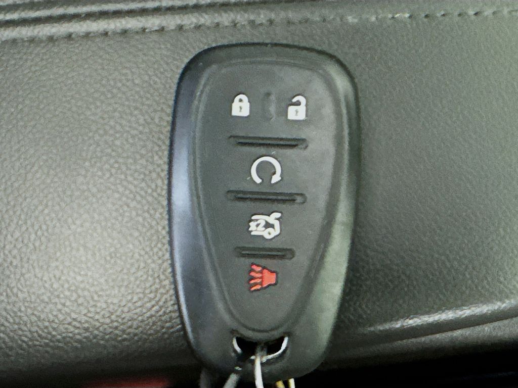 Used Car 2019 Chevrolet Malibu  Hybrid For Sale Under $15,000 In Austin, Texas