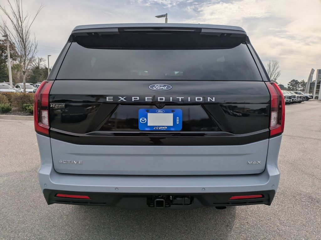 2025 Ford Expedition Active MAX