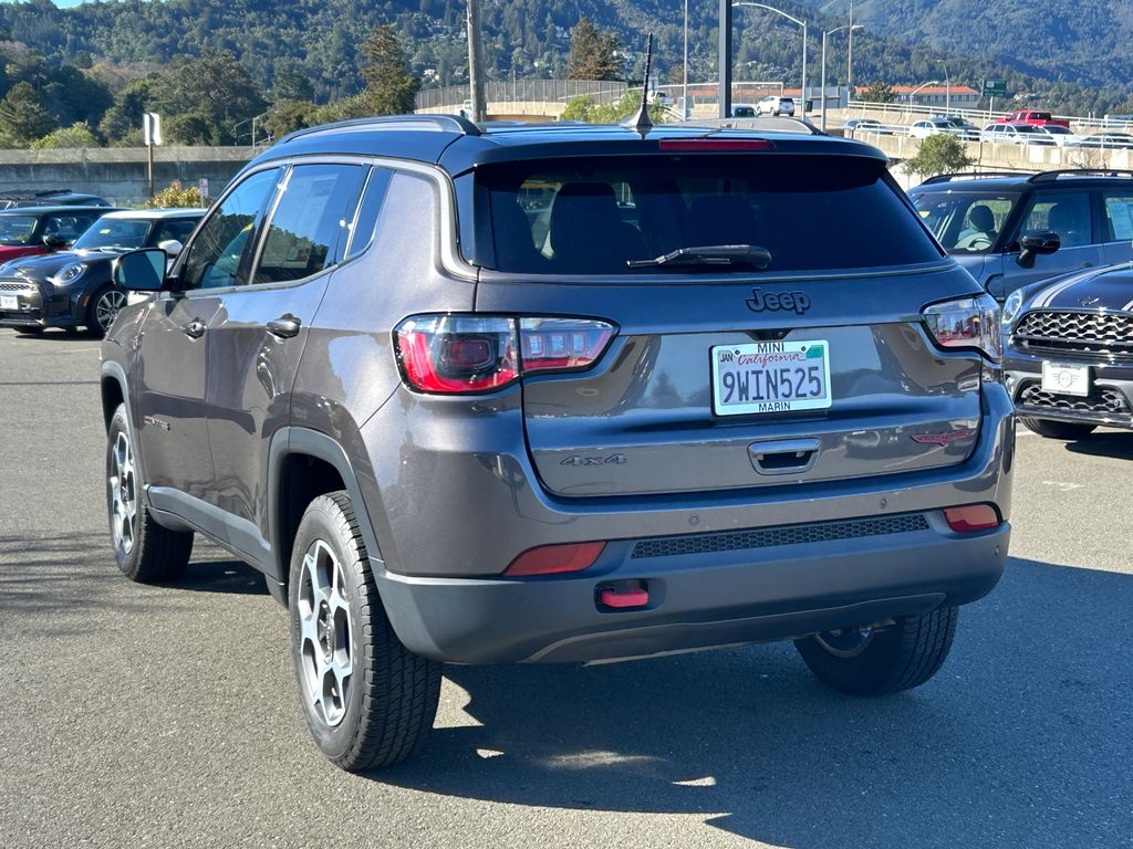 Thumbnail: 2022 Jeep Compass - 3