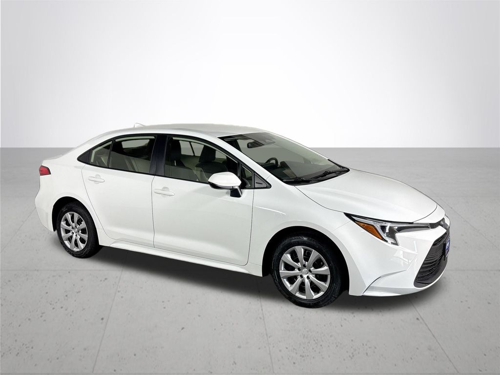 2024 Toyota Corolla Hybrid LE