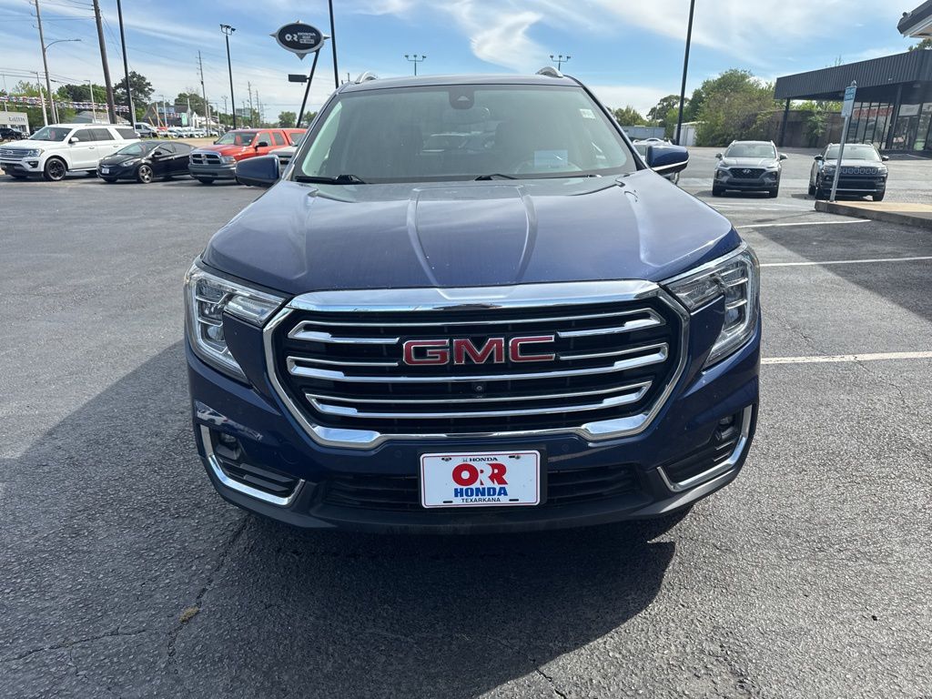 View vehicle photo 3