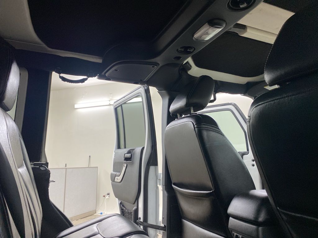 2016 Jeep Wrangler Unlimited Rubicon photo