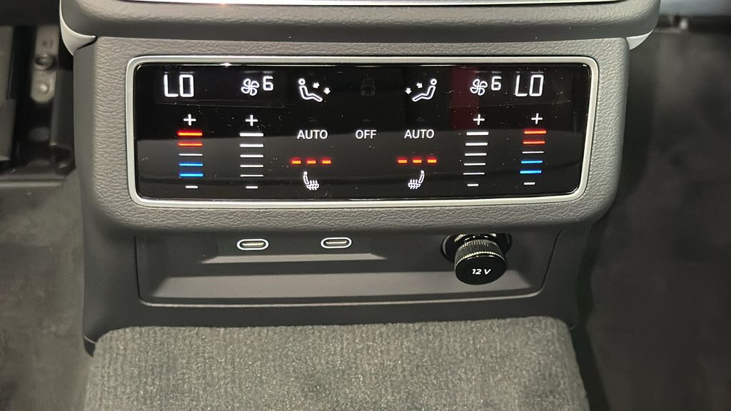 2025 Audi S7  24